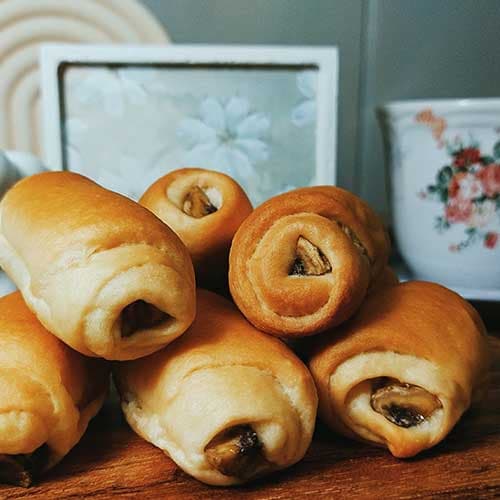 Snack box pengajian berisi roti unyil lembut dari Alfarazka Bakery Ciputat